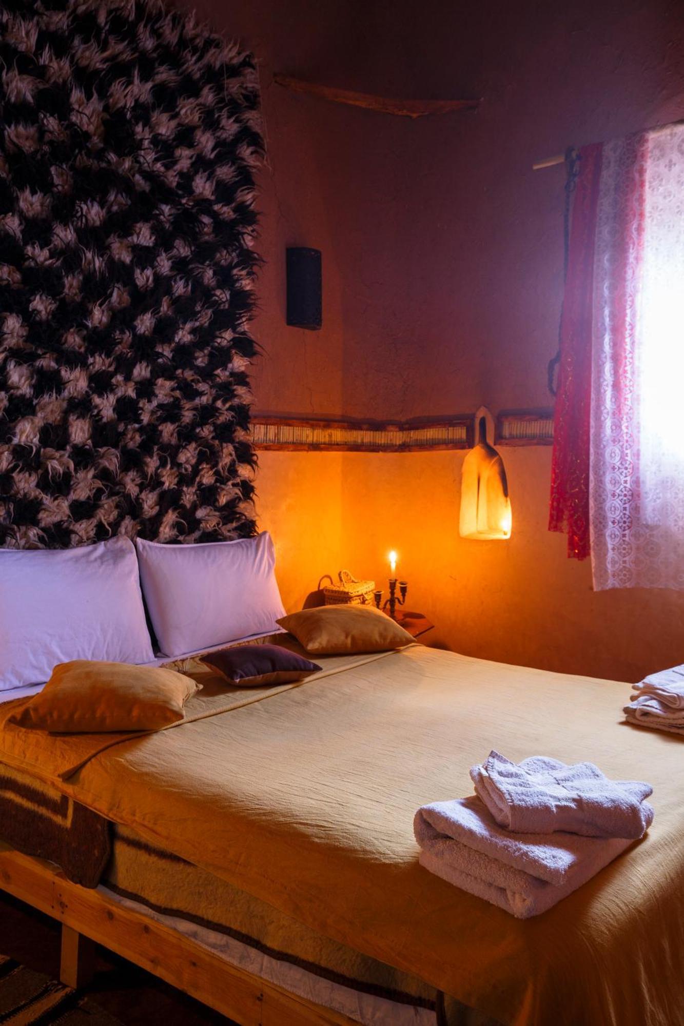 Kasbah Tebi Bed & Breakfast Aït Benhaddou Dış mekan fotoğraf
